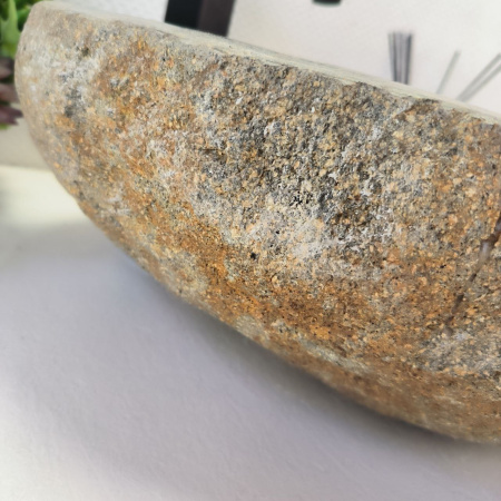 Раковина из речного камня RS03880 (55*43*16) 0123